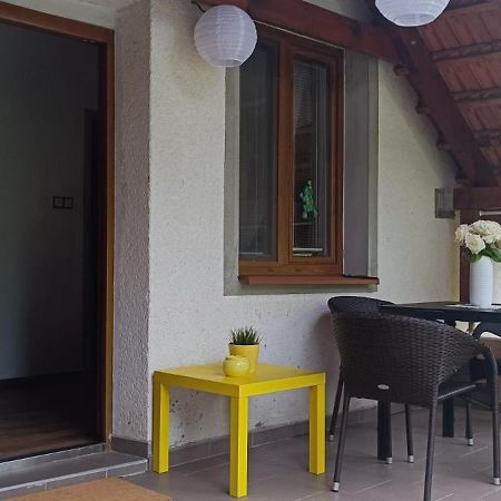 Pouzdrany Apartman Nad Vinnym Sklepom מראה חיצוני תמונה