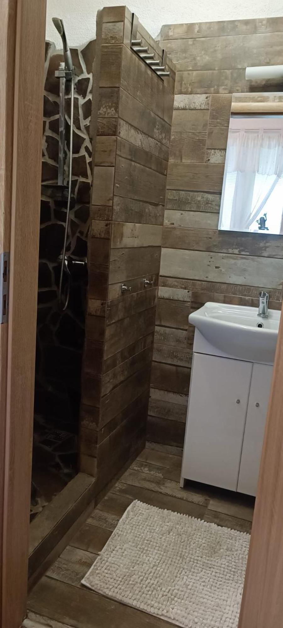 Pouzdrany Apartman Nad Vinnym Sklepom מראה חיצוני תמונה